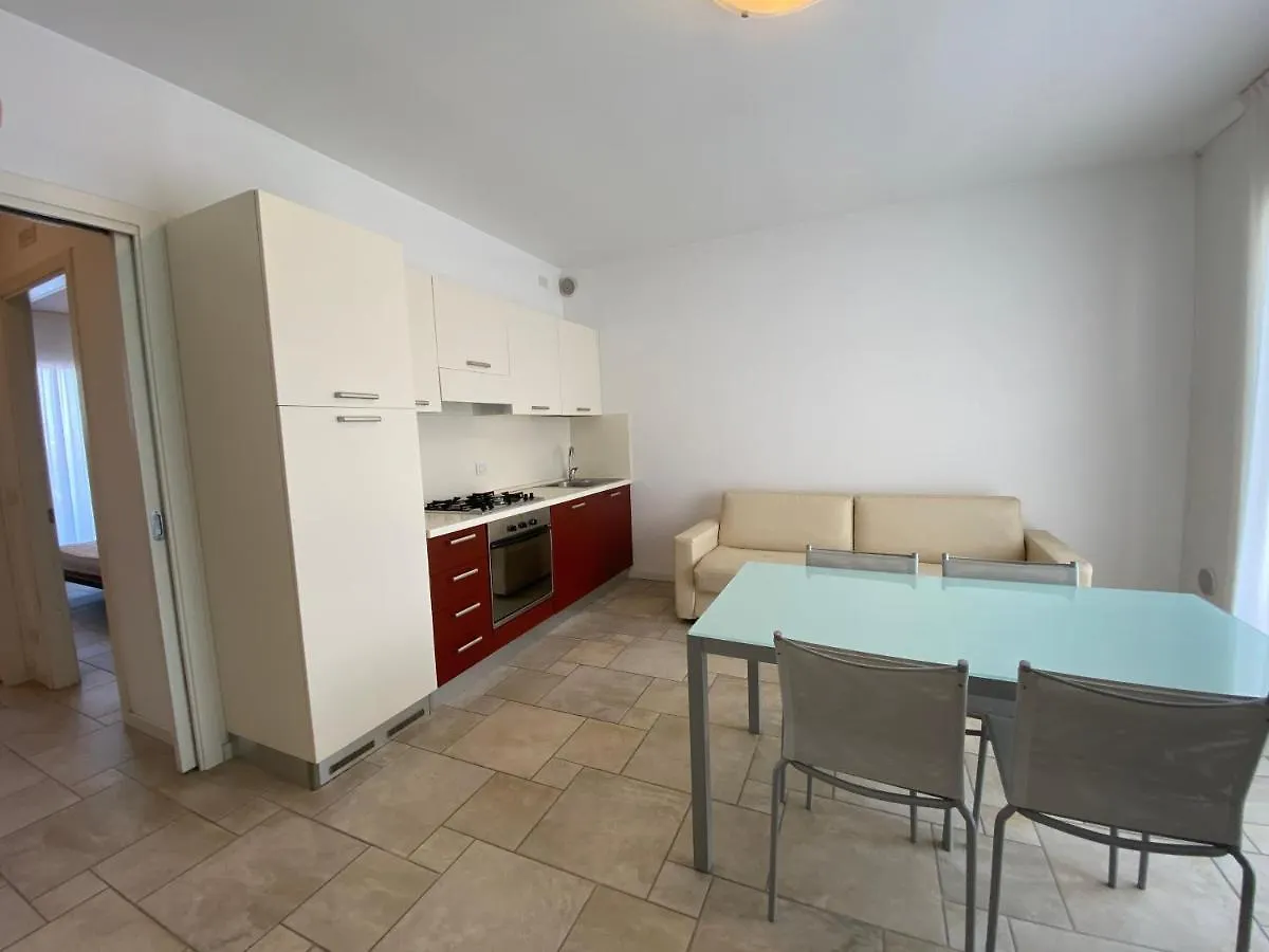 Residenze Mediterranee - Immobiliare Living 리도 디 예솔로